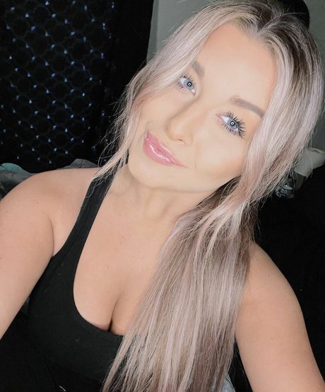 Lexie Wentz model pornographic pic