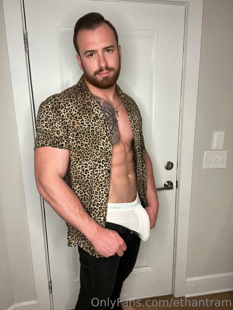 Bigdaddygrif model pornographic pictures