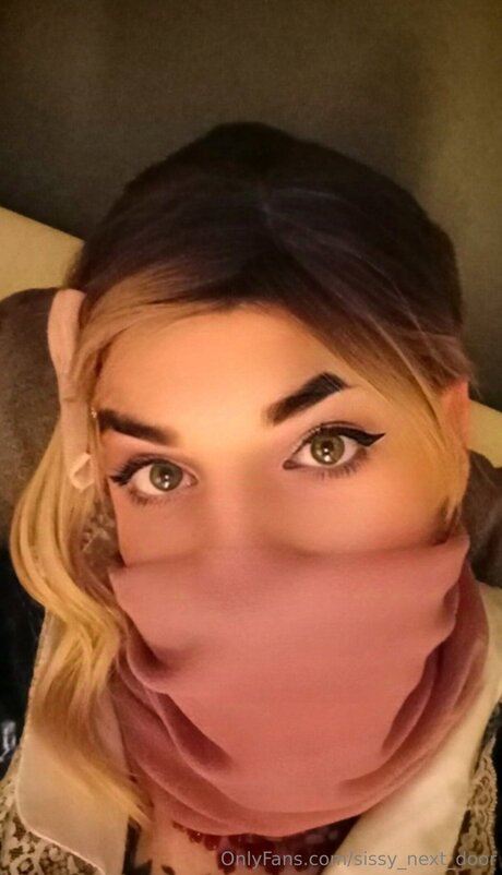 Sissy Next Door sexy model galleries