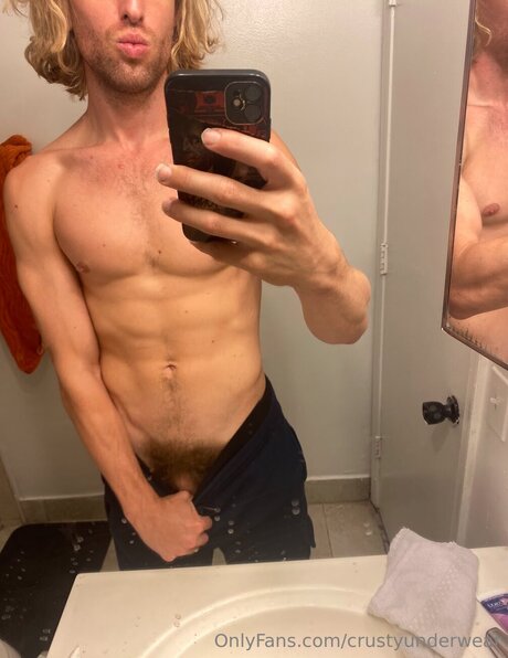 Crustyunderwear model adult picture