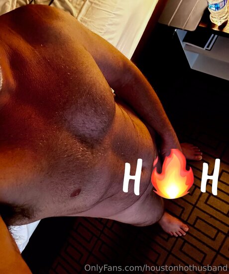 Houstonhothusband naked model images