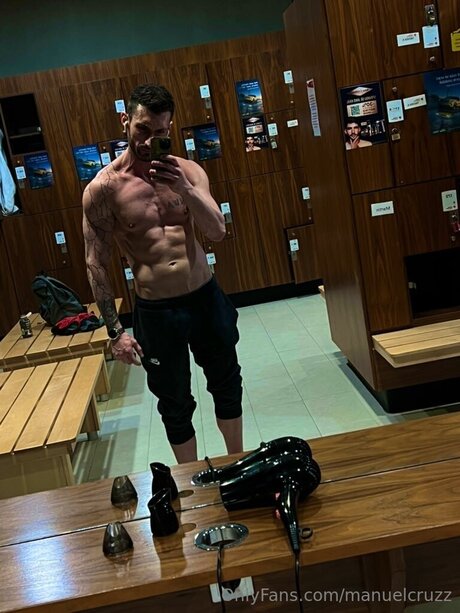 Manuelcruzz exclusive pornstar archive