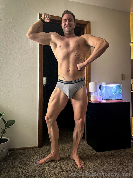 Macho Man pornstar high quality photos
