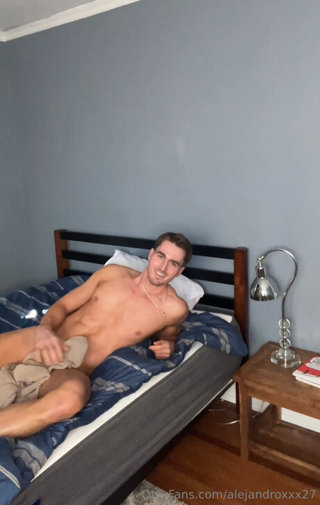Alejandroxxx27 nice model img