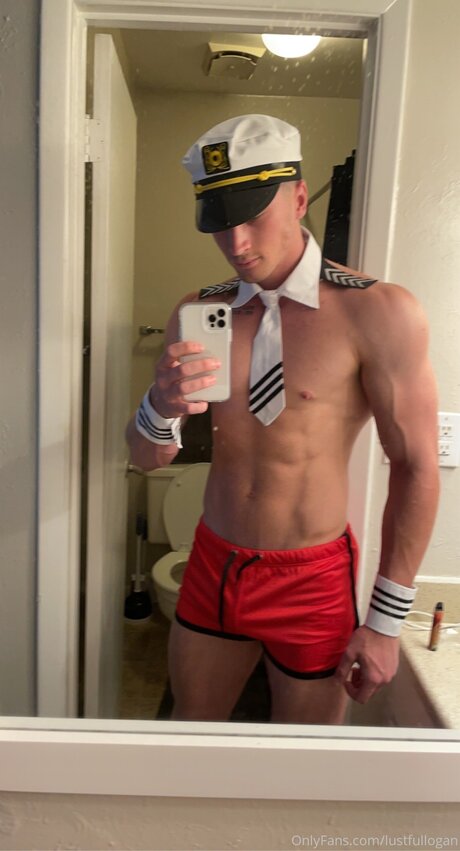 Tommyboy280 model nudes pic