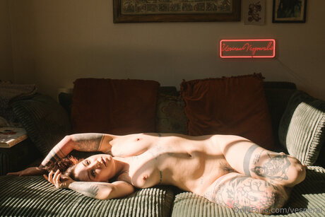 Vesperal model nudes img