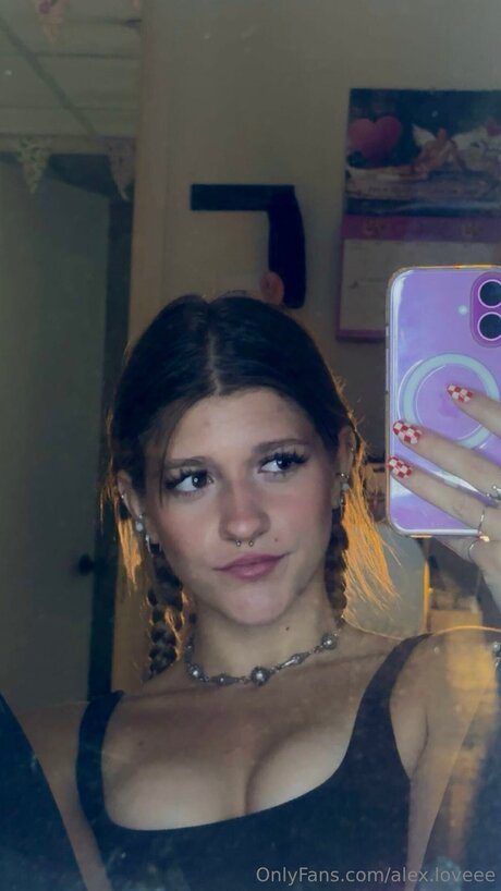 Alex Loveee model perfect pic
