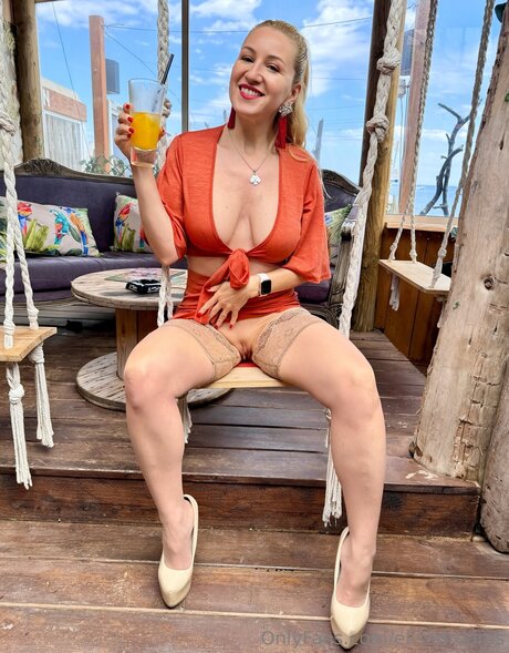 Elisadreams nice pornstar photo