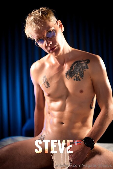 Vagabondzeus hot model pics