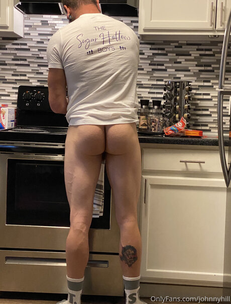 Johnnyhill adult model gallery