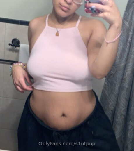 S1utpup nude model images
