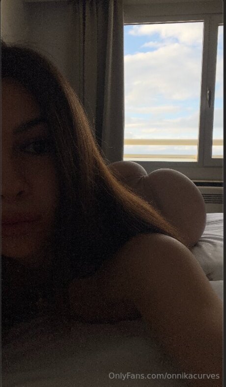 Onnikacurves top pornstar galleries