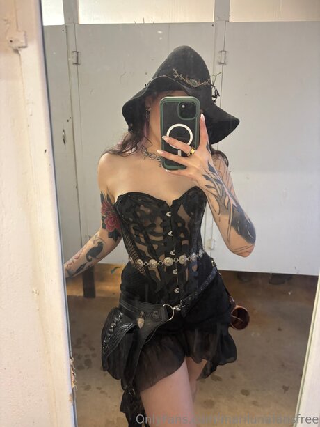 Marilunafansfree pretty actress archive