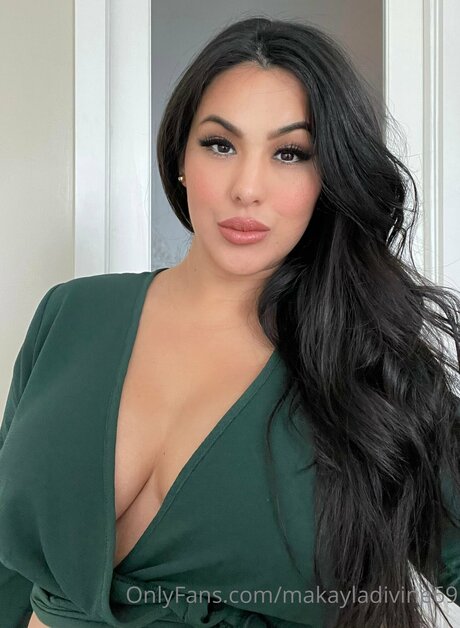 Makayladivine69 model porn archive