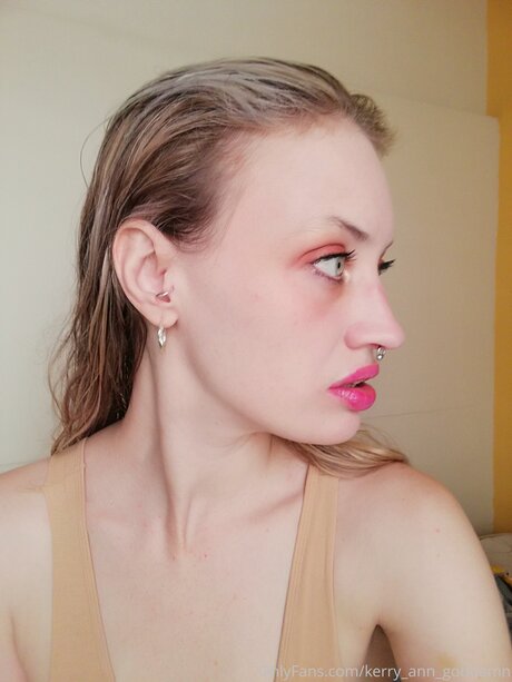 Kerry Ann Goddamn naked model pic