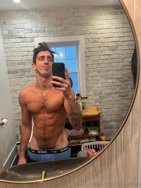 Joeysacco model exclusive pics