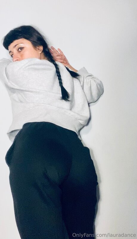 Lauradance star pornographic images