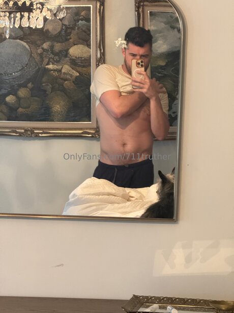 Brawnyhotdog star nude images