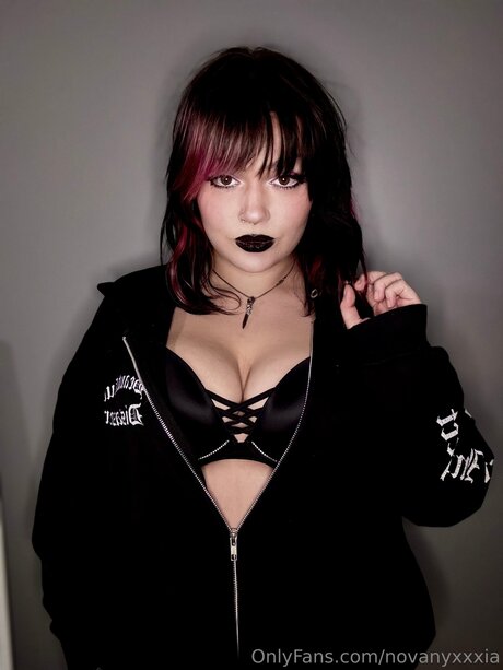 Novanyxxxia pornstar adult gallery