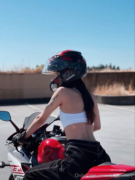 Aiaixoxo7 porn model archive