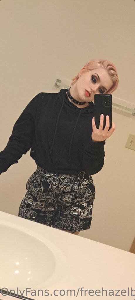 Free Ceceblair99 xxx pornstar pic