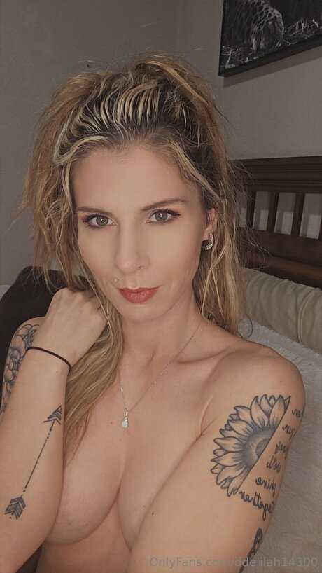 Ddelilah14300 model nude photo