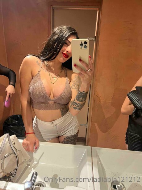 dildo onlyfans nude pic