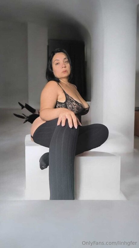 Linhgfer perfect pornstar photo