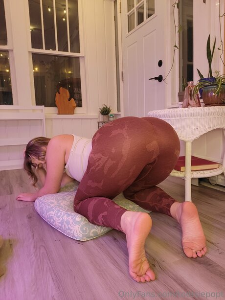 gym girls onlyfans erotic image