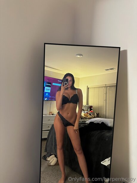 Harpermcoyyy model nice pics