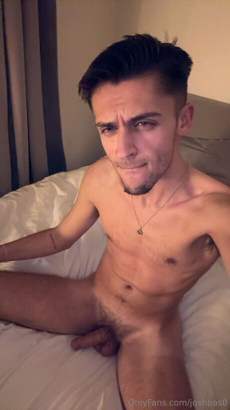 Joshbas0 nude pornstar gallery