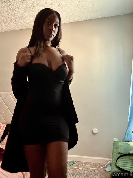 Leticiamamiii perfect actress img