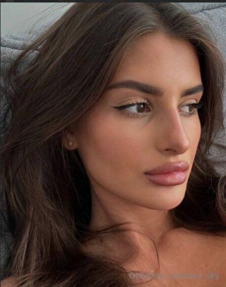 Zoe Sky model adult gallery