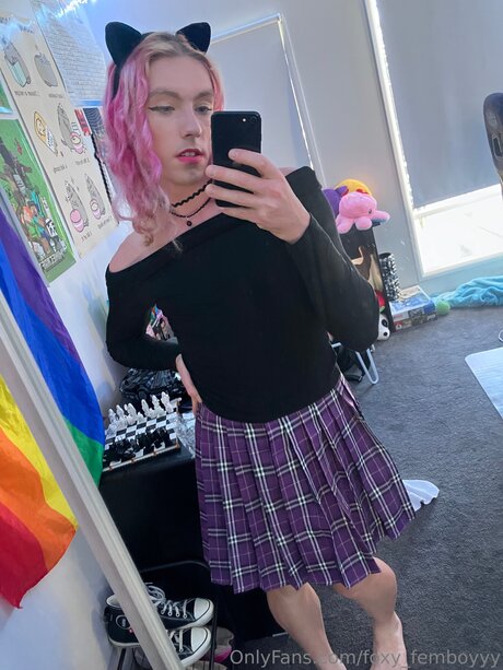 Foxy Femboyyy naked pornstar gallery