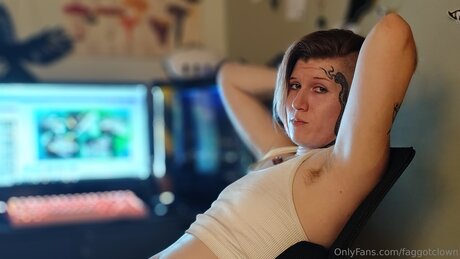 Faggotclown pornstar perfect pictures