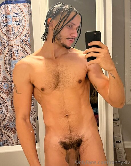 Ronnyxlv perfect pornstar photos