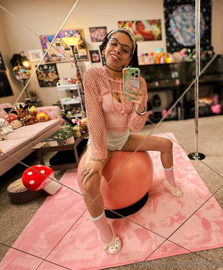 ebony sloppy onlyfans top pic