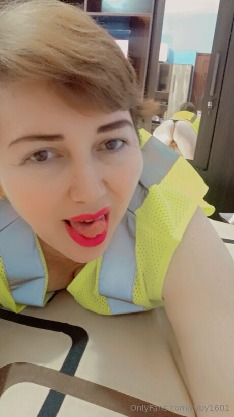 Ruby1601 hot actress image