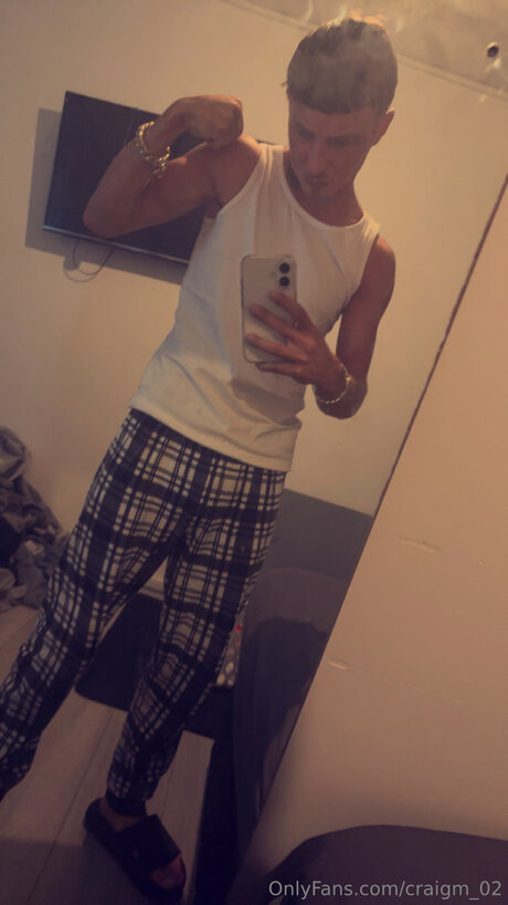 Craigm 02 pornstar naked picture