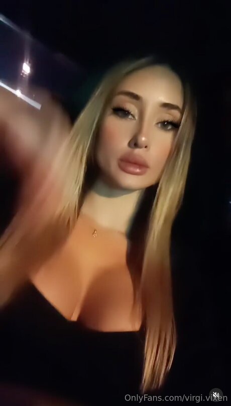 Virgi Vixen star hot pic