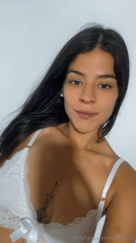 Pia Bigass pornstar hot gallery