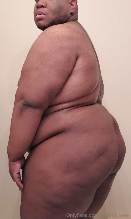 Chubbkween model beautiful image