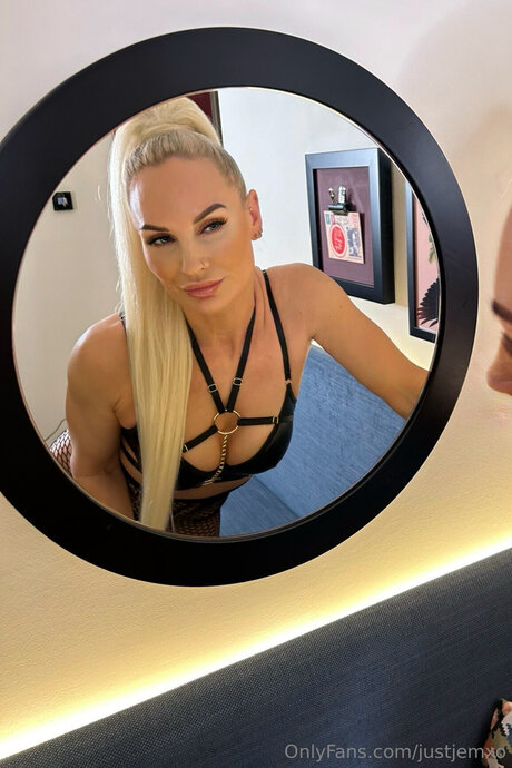 Jemanddazfree nudes pornstar galleries