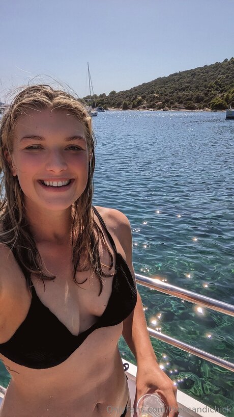 Thescandichick pornographic model photo