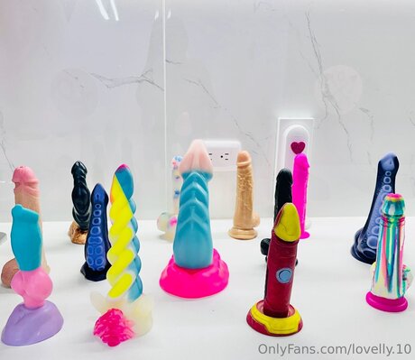 Lovelly 10 model pic