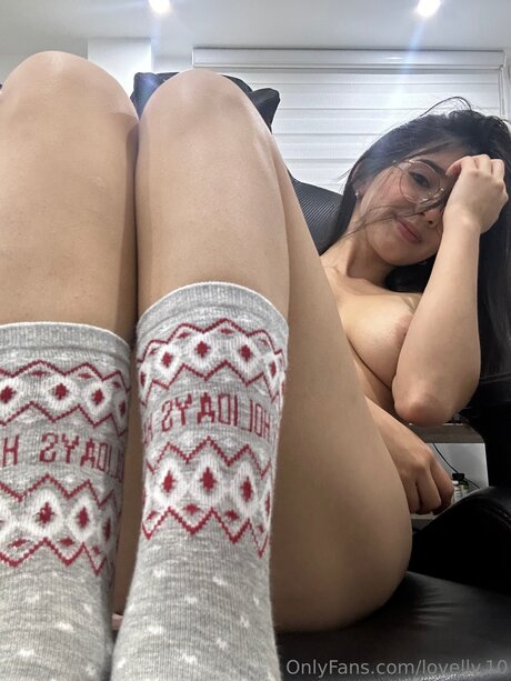 Lovelly 10 pornstar exclusive gallery