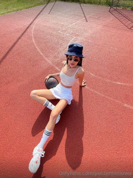 Petitemimiuwu best star photo