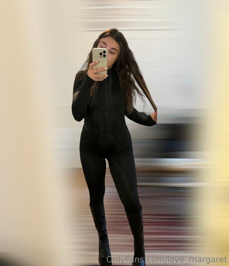 Gfdgdfgdg model best image