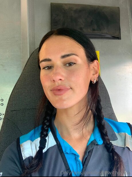 Asmrwitholivia profile image