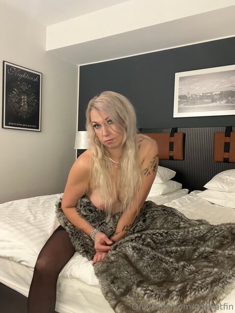 Scarletfin pornstar photo